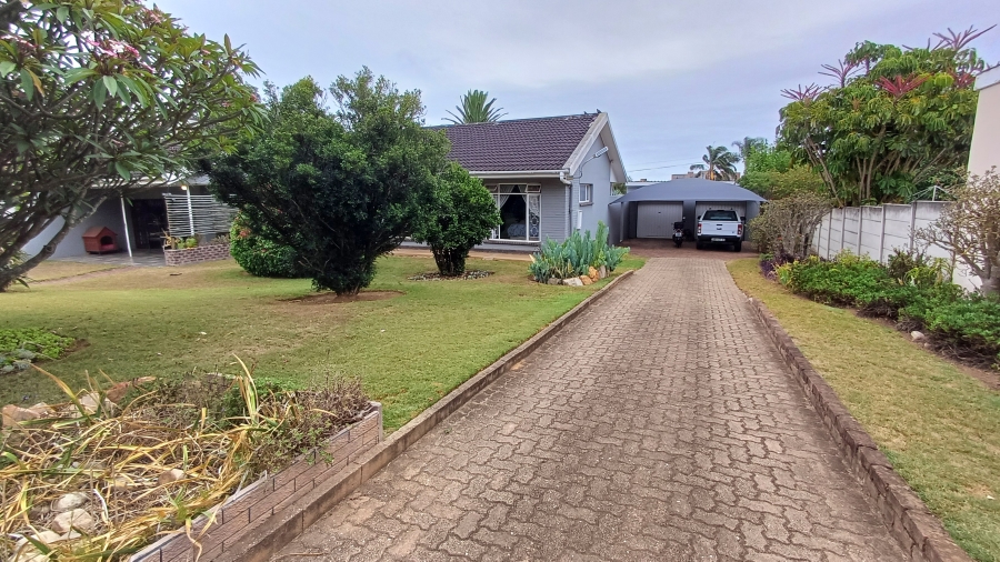 4 Bedroom Property for Sale in Vanes Estate Eastern Cape